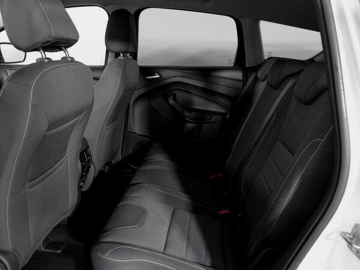 Ford Kuga 2016 года с пробегом. Фото: #9