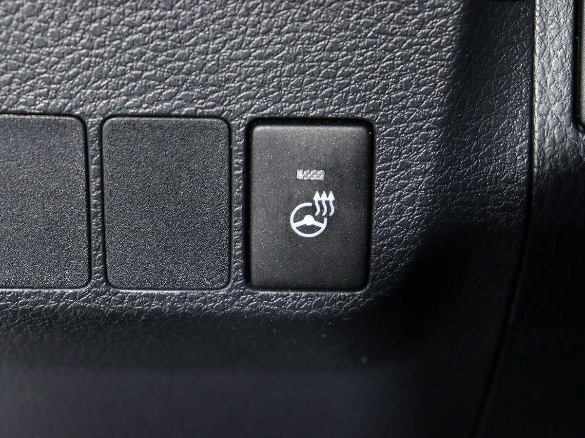 Toyota RAV4 2018 года с пробегом. Фото: #16