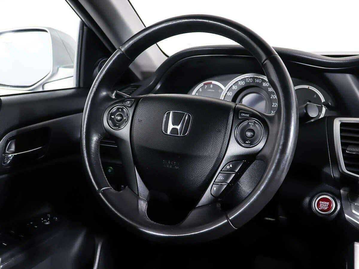 Honda Accord 2013 года с пробегом. Фото: #9