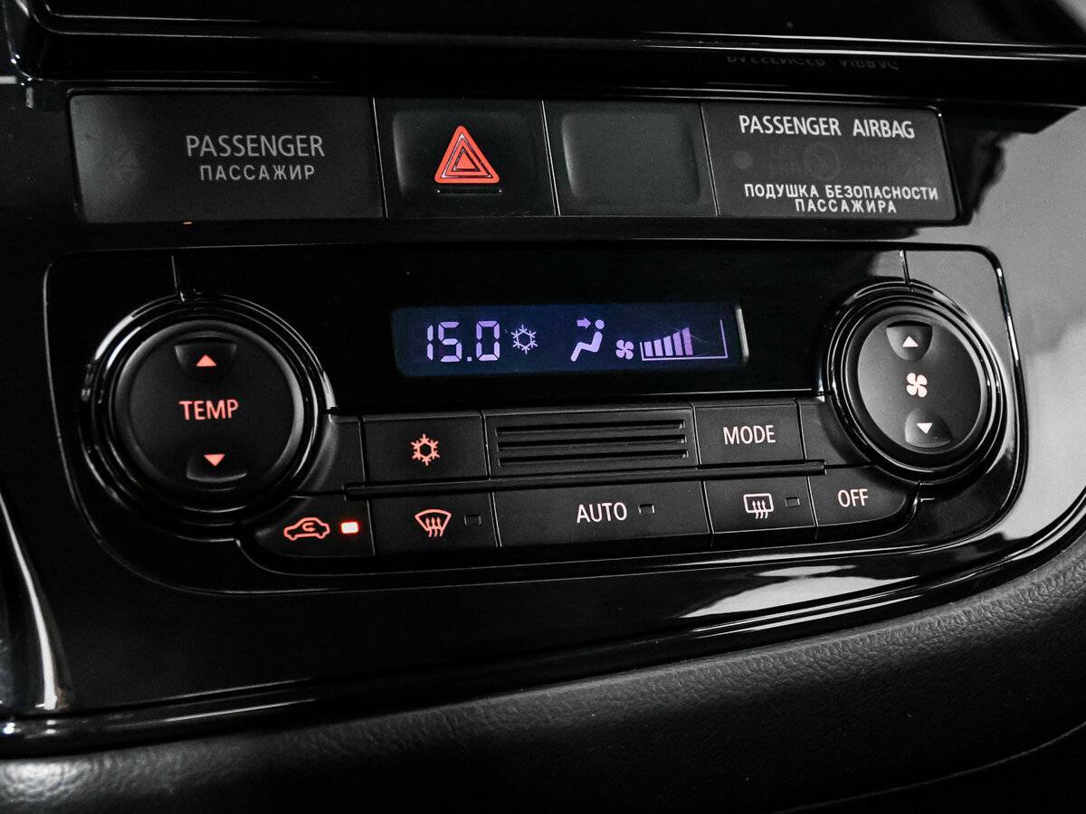 Mitsubishi Outlander 2015 года с пробегом. Фото: #15