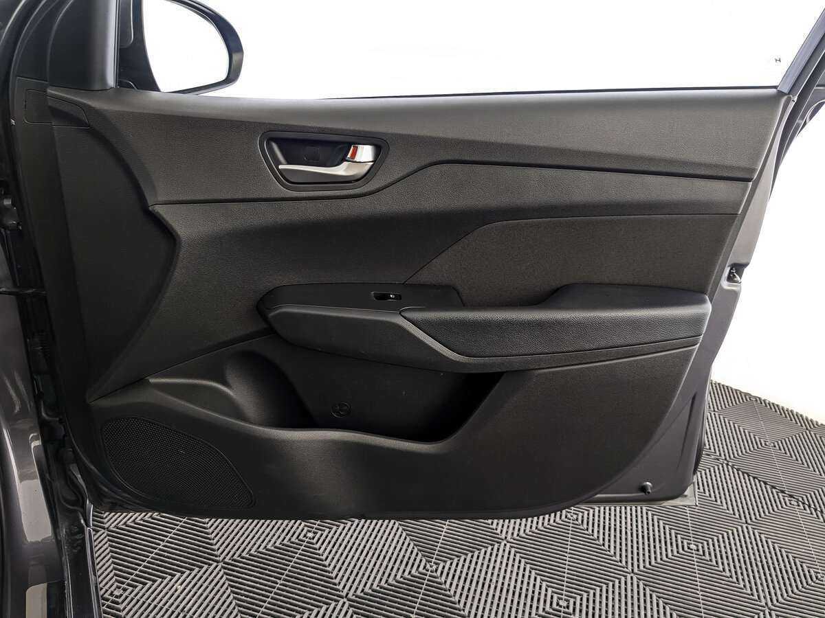 Hyundai Solaris 2021 года с пробегом. Фото: #24