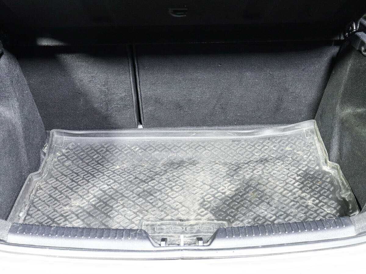 Kia Ceed 2012 года с пробегом. Фото: #12