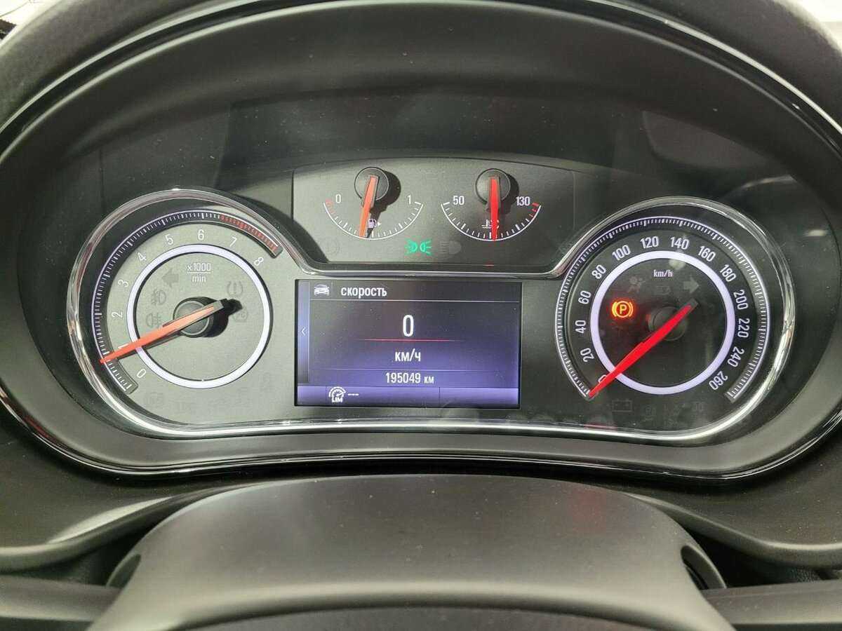 Opel Insignia 2013 года с пробегом. Фото: #10