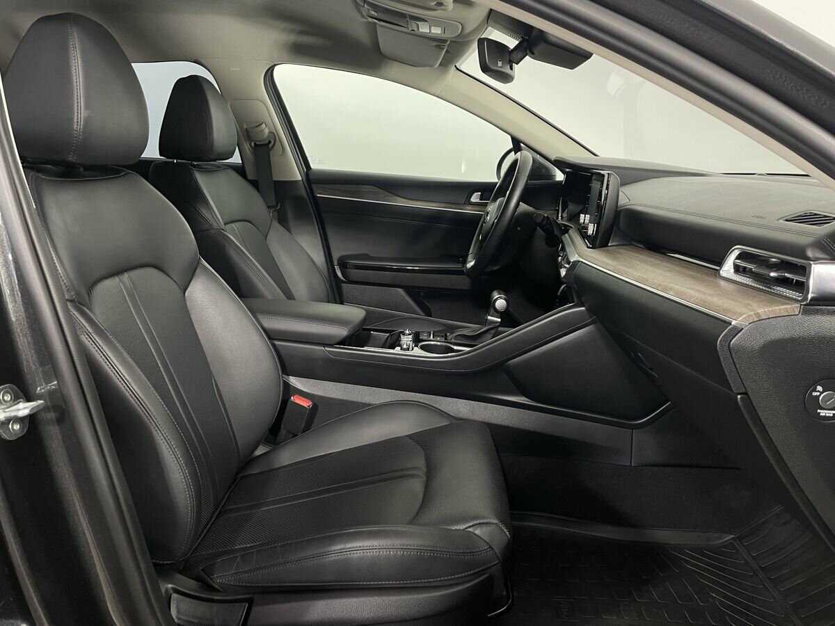 Kia K5 2021 года с пробегом. Фото: #12