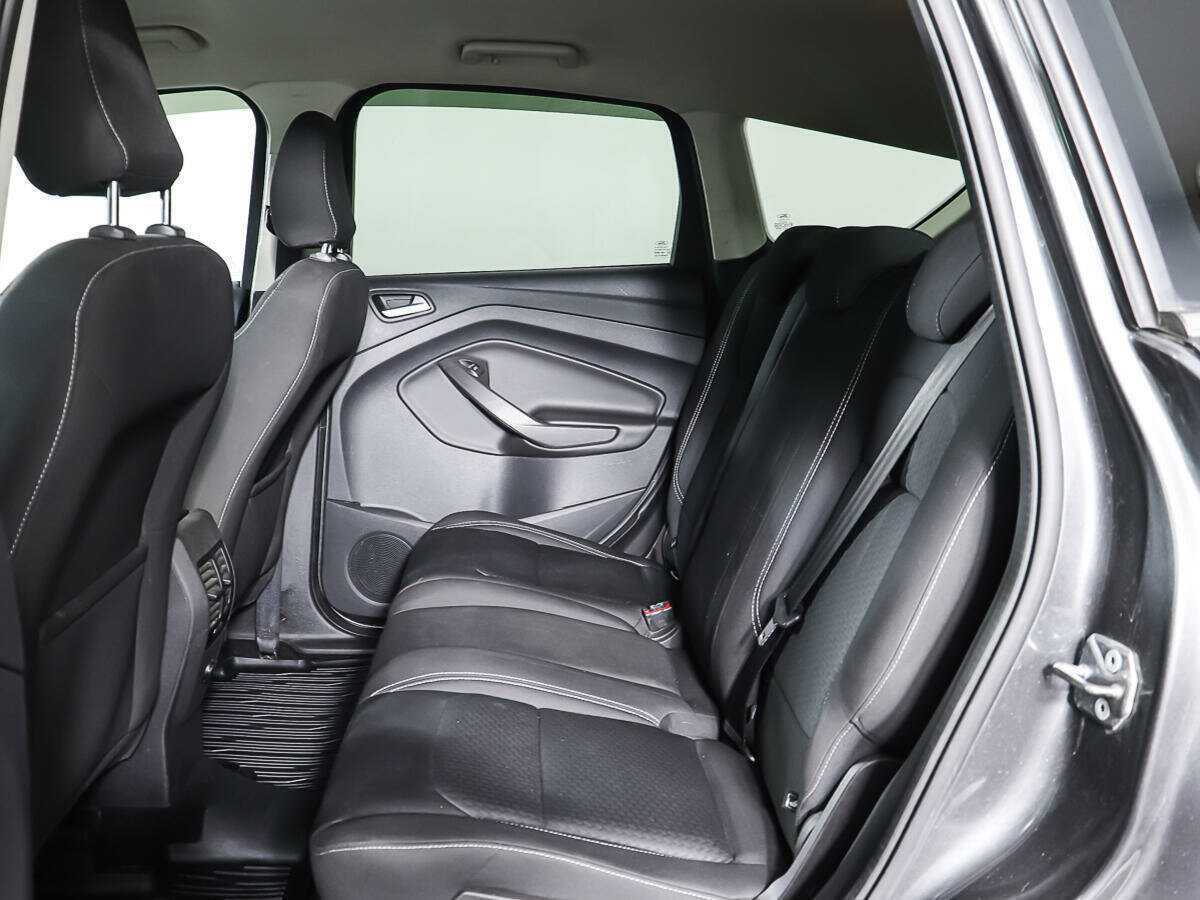 Ford Kuga 2017 года с пробегом. Фото: #9