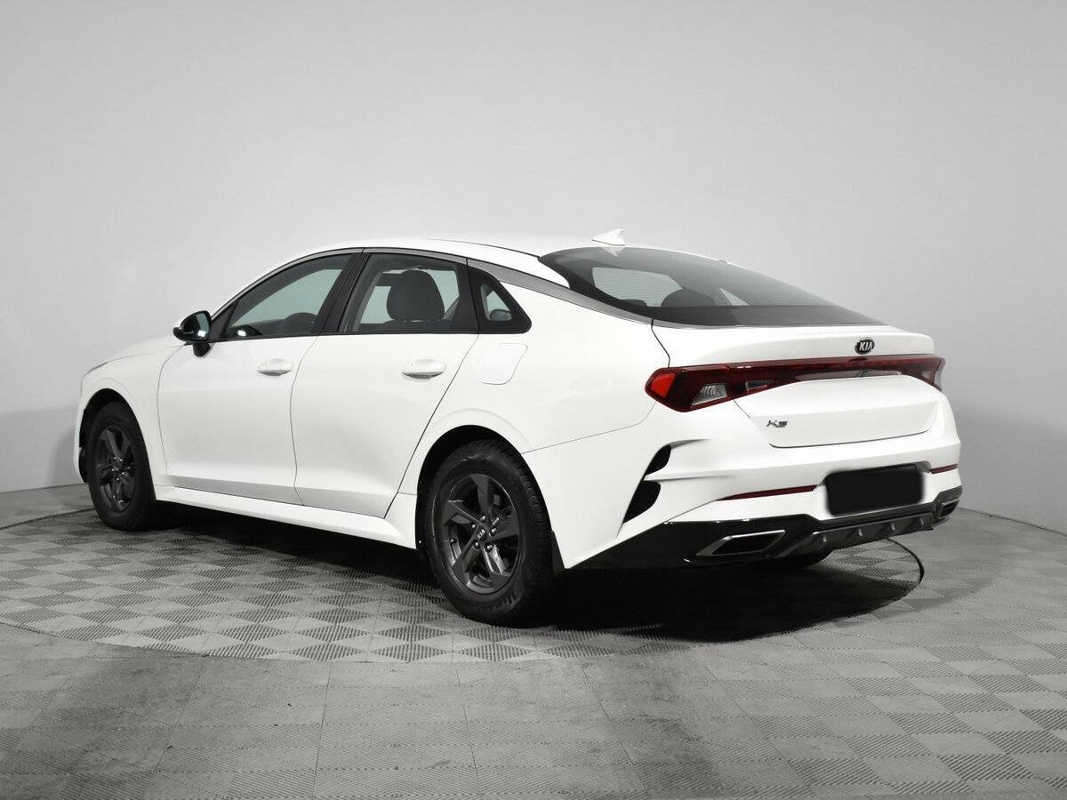 Kia K5 2021 года с пробегом. Фото: #6