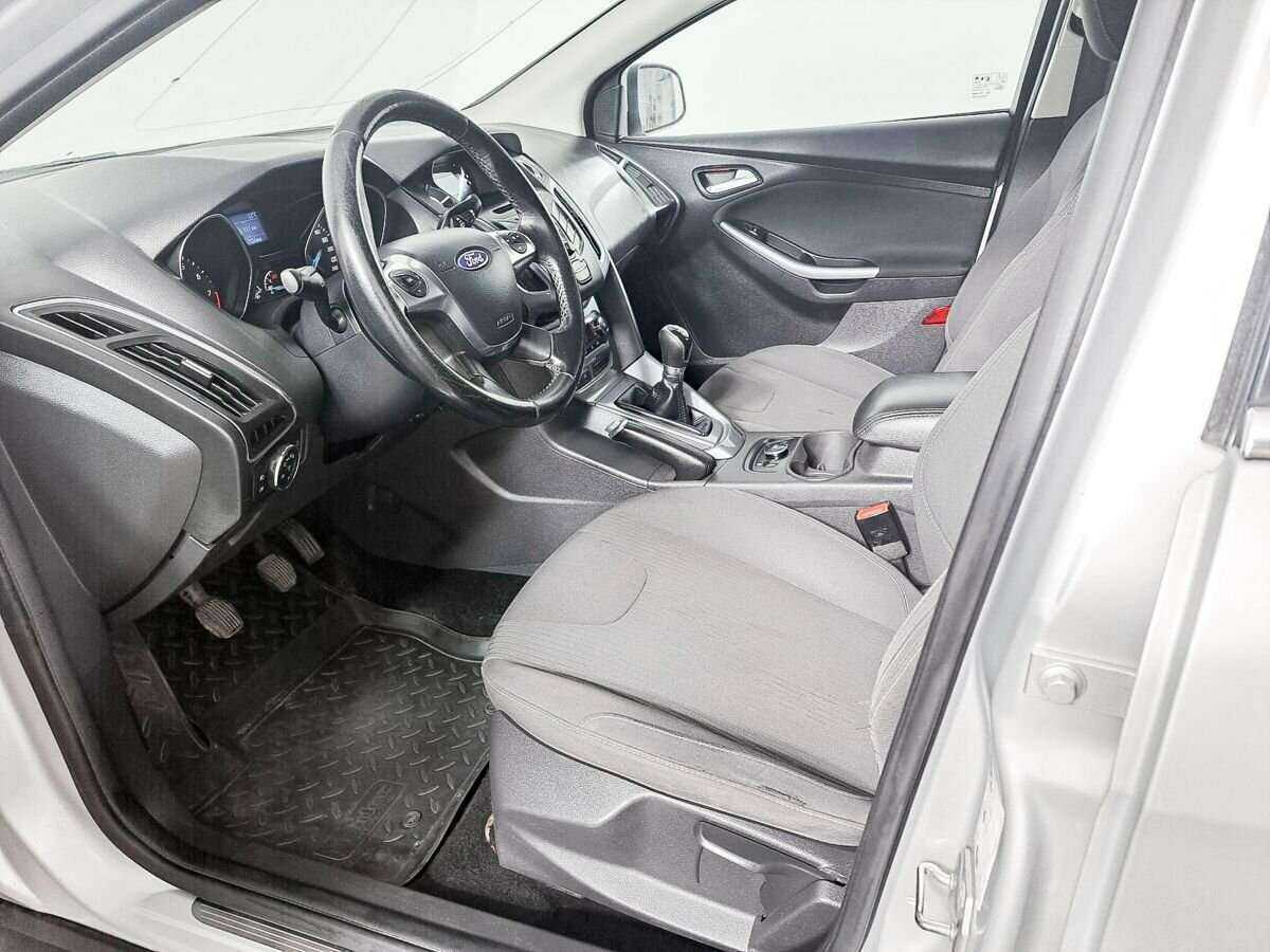 Ford Focus 2012 года с пробегом. Фото: #13