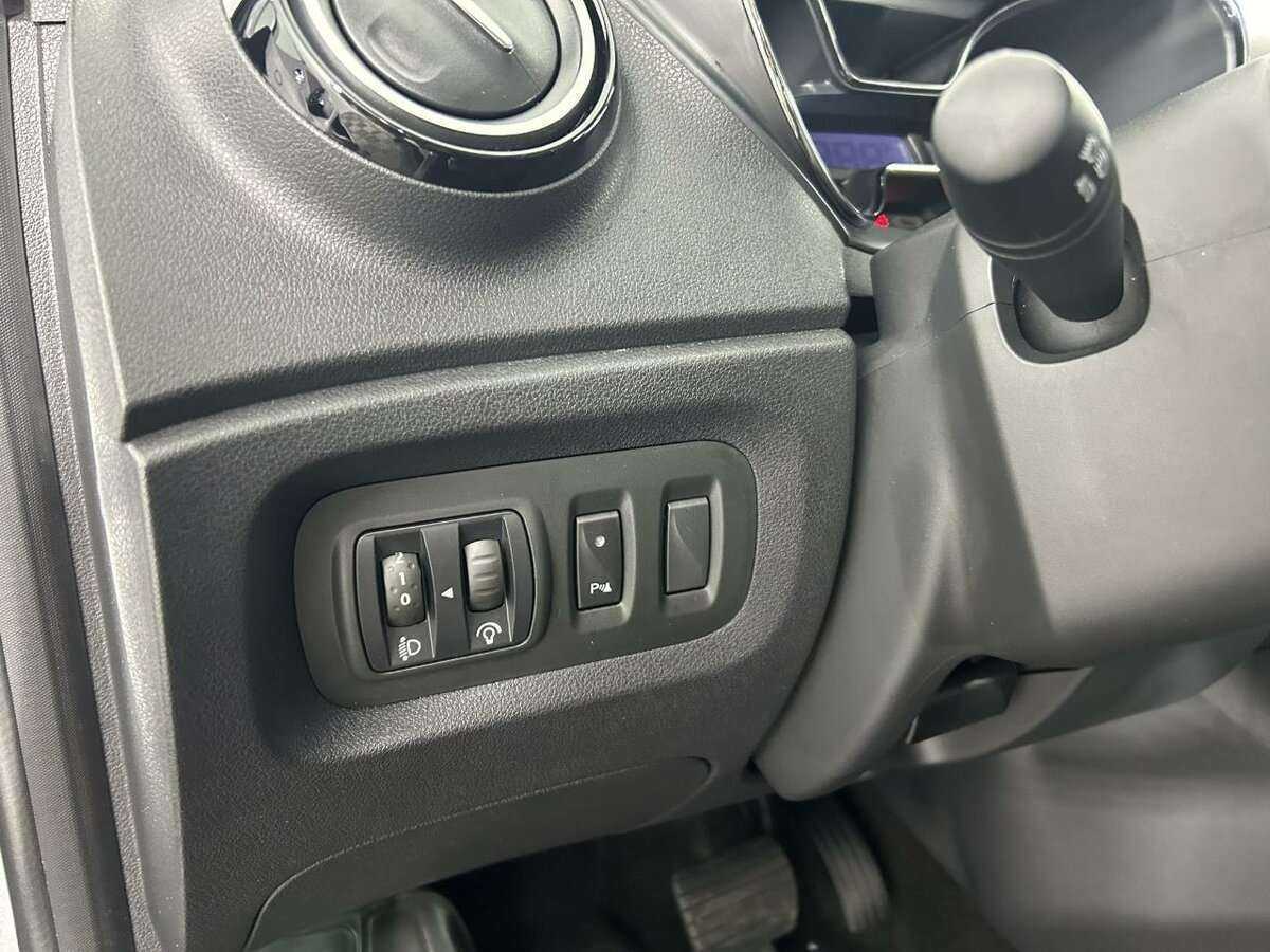 Renault Kaptur 2017 года с пробегом. Фото: #8