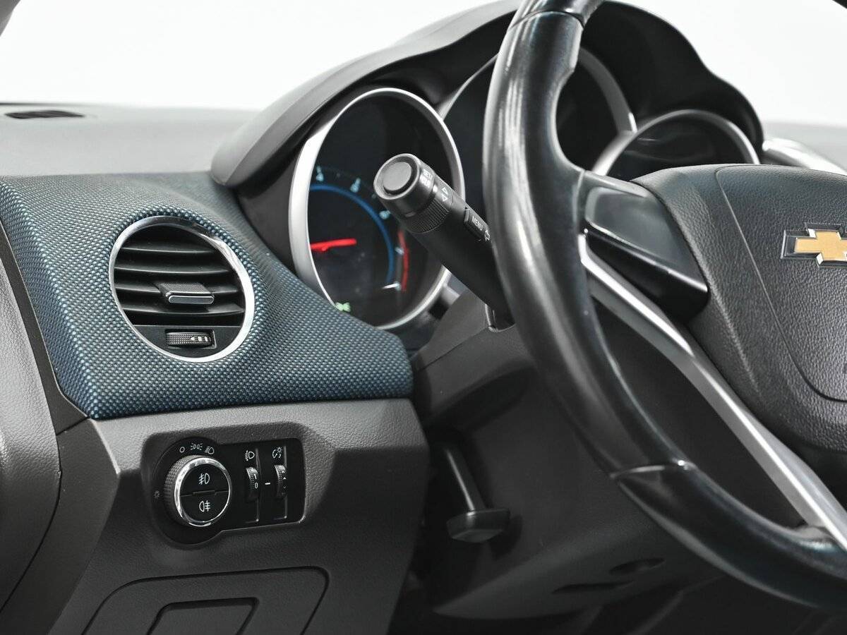 Chevrolet Cruze 2013 года с пробегом. Фото: #8