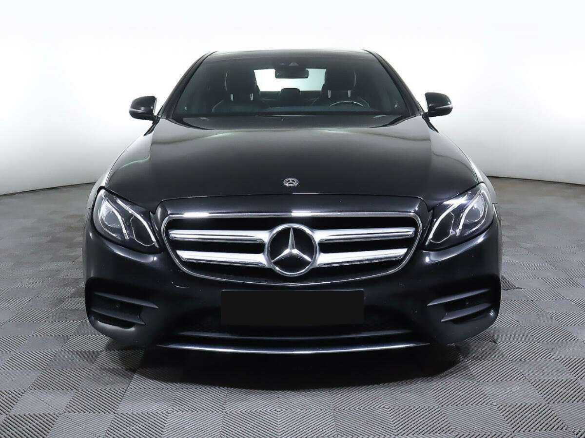 Mercedes-Benz E-Класс 2017 года с пробегом. Посмотреть фото