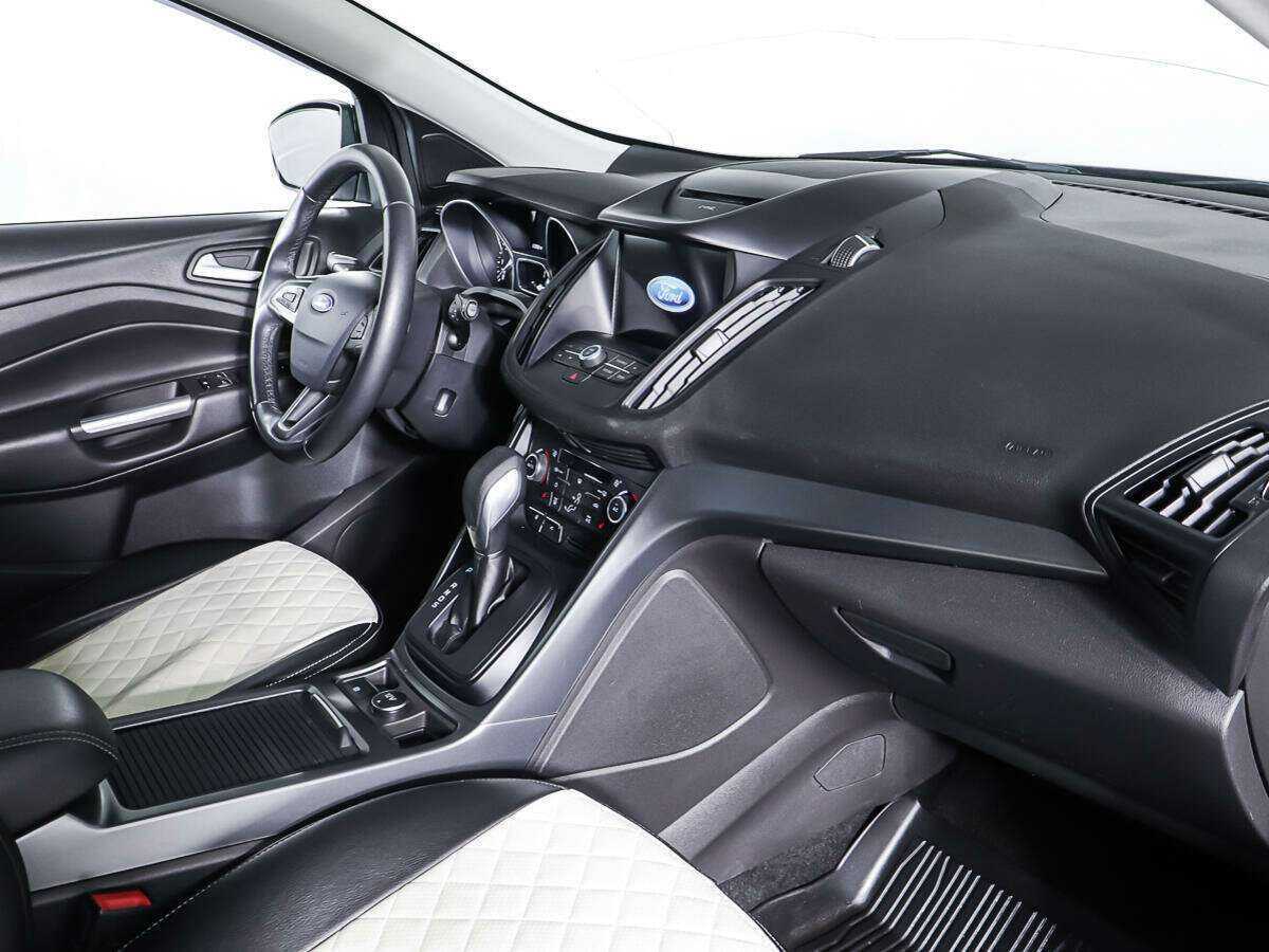 Ford Kuga 2019 года с пробегом. Фото: #8