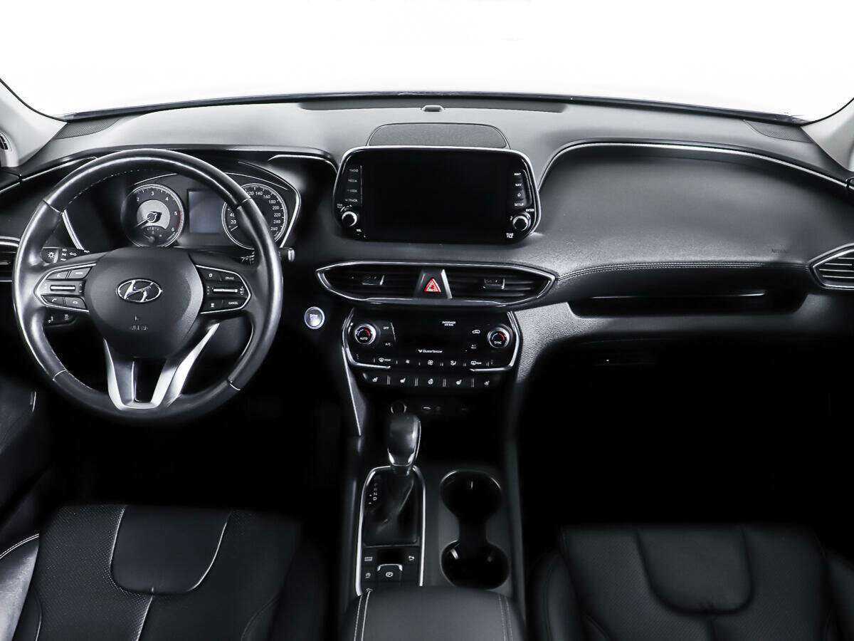 Hyundai Santa Fe 2018 года с пробегом. Фото: #11