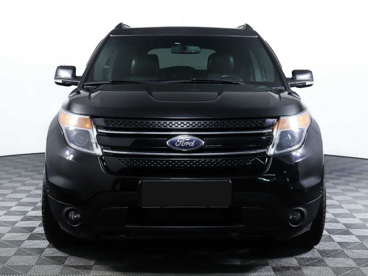 Ford Explorer 2013 года с пробегом. Фото: #1