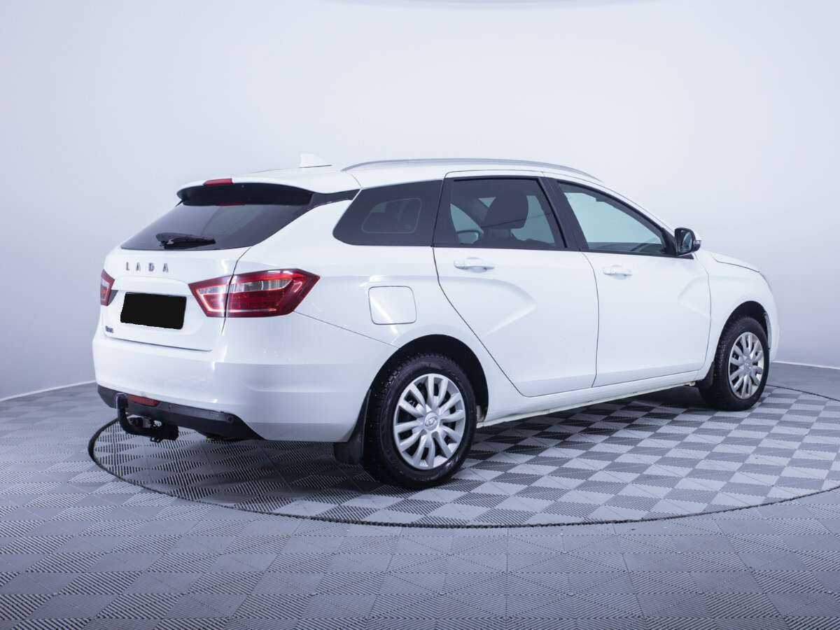 Lada (ВАЗ) Vesta 2018 года с пробегом. Фото: #4