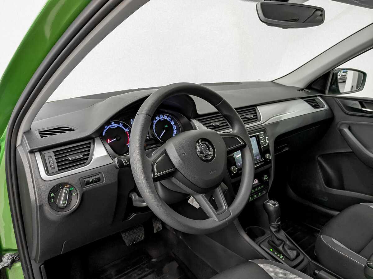 Skoda Rapid 2018 года с пробегом. Фото: #15