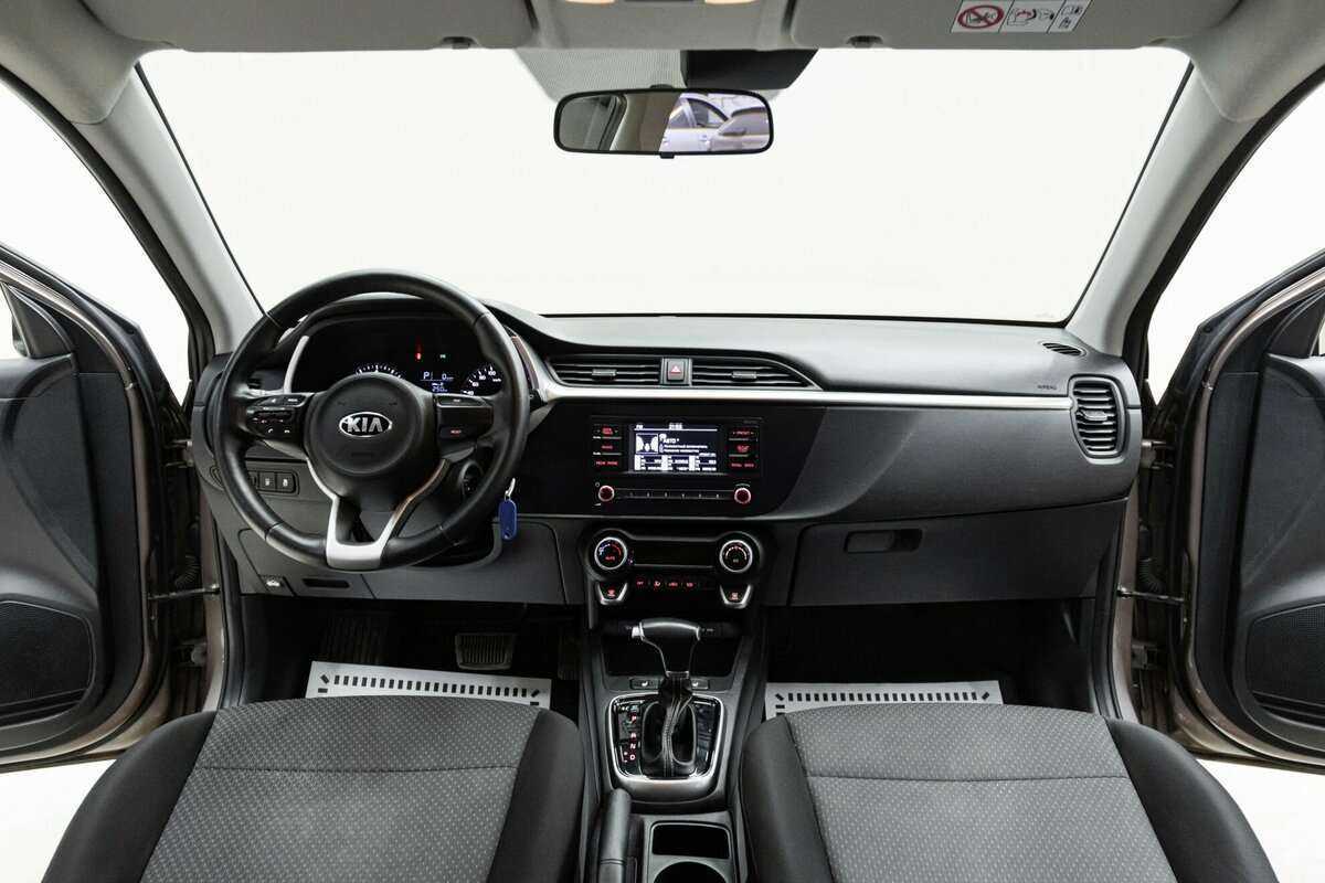 Kia Rio 2021 года с пробегом. Фото: #7