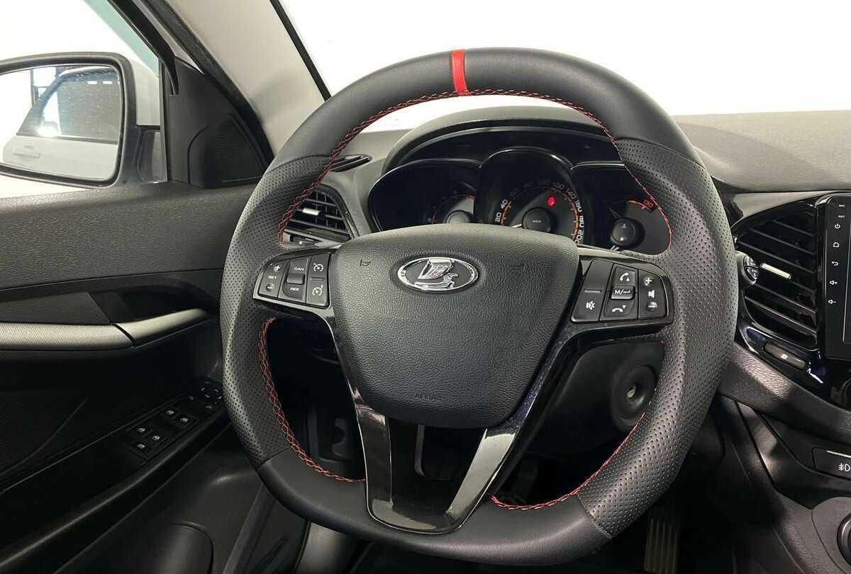 Lada (ВАЗ) Vesta 2019 года с пробегом. Фото: #8