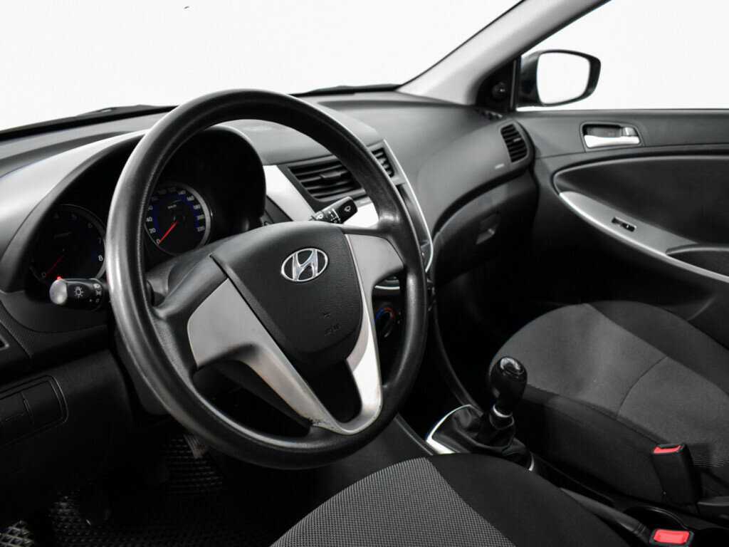 Hyundai Solaris 2013 года с пробегом. Фото: #6