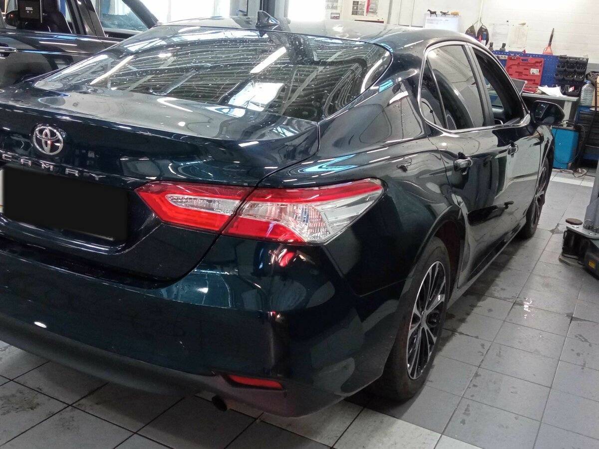 Toyota Camry 2020 года с пробегом. Фото: #2