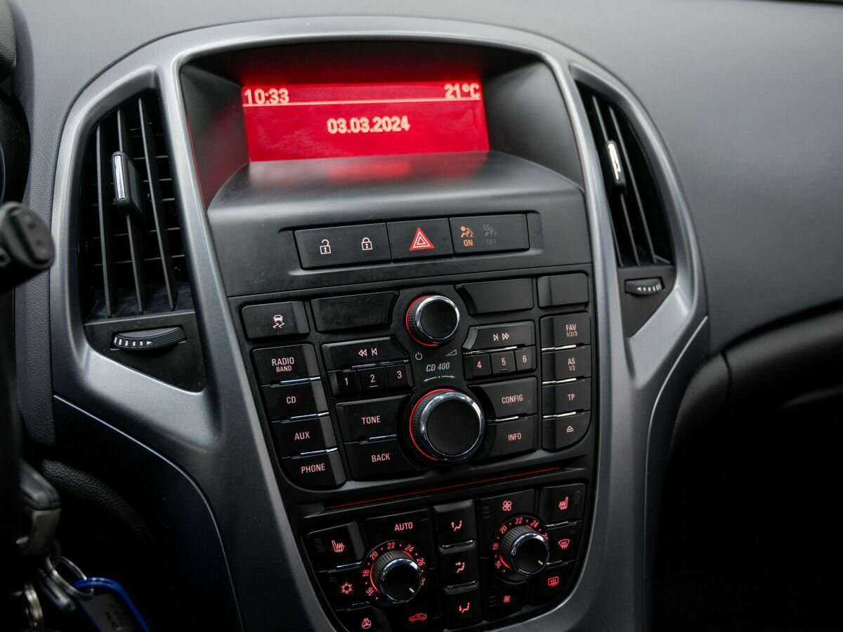 Opel Astra 2013 года с пробегом. Фото: #19