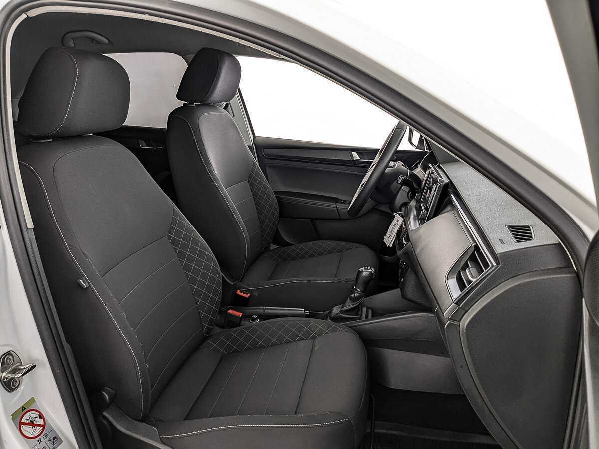 Skoda Rapid 2020 года с пробегом. Фото: #21