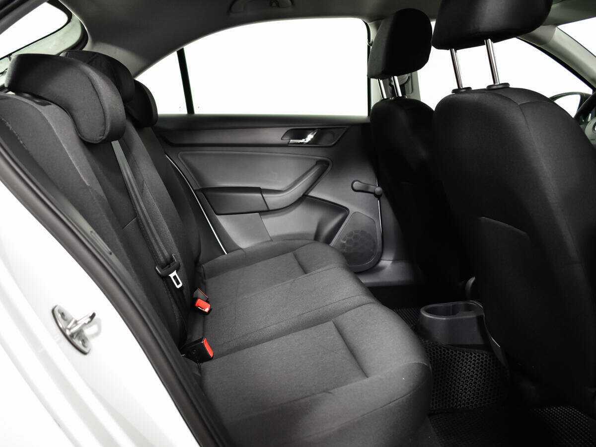 Skoda Rapid 2017 года с пробегом. Фото: #9