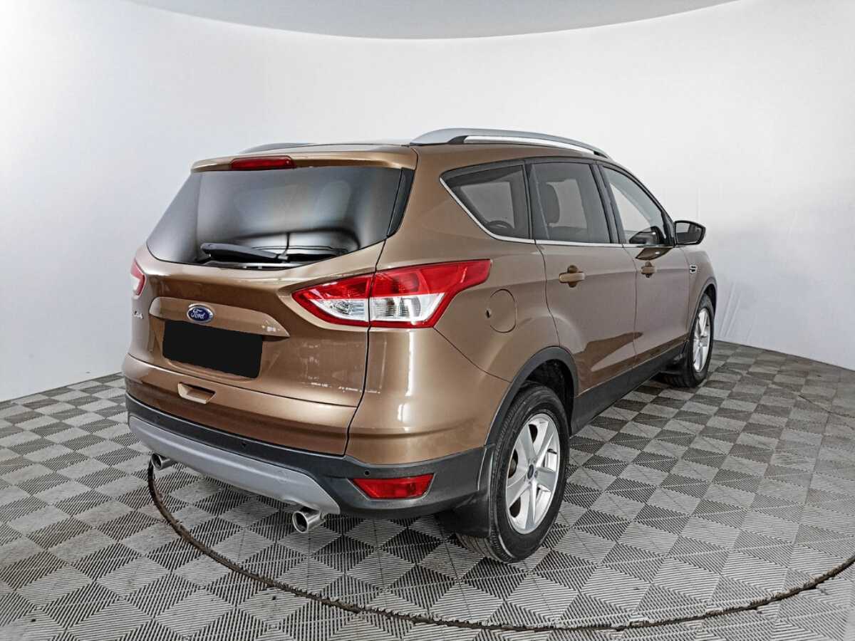 Ford Kuga 2013 года с пробегом. Фото: #3