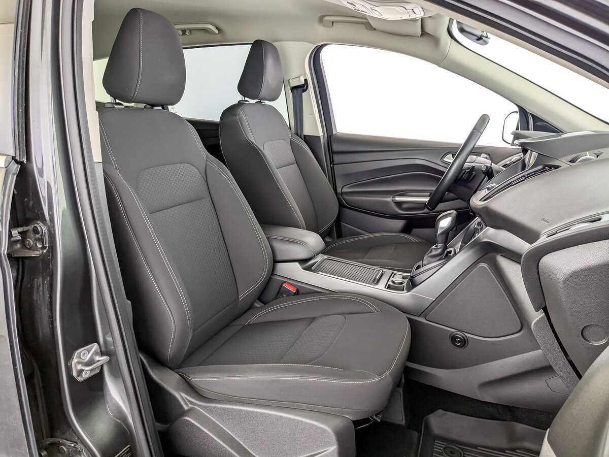 Ford Kuga 2018 года с пробегом. Фото: #18