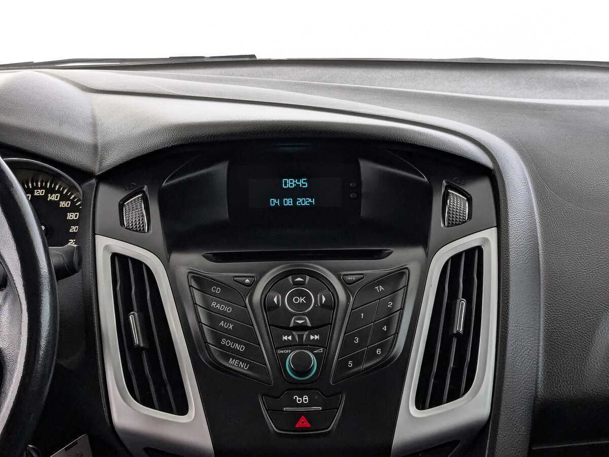 Ford Focus 2012 года с пробегом. Фото: #12