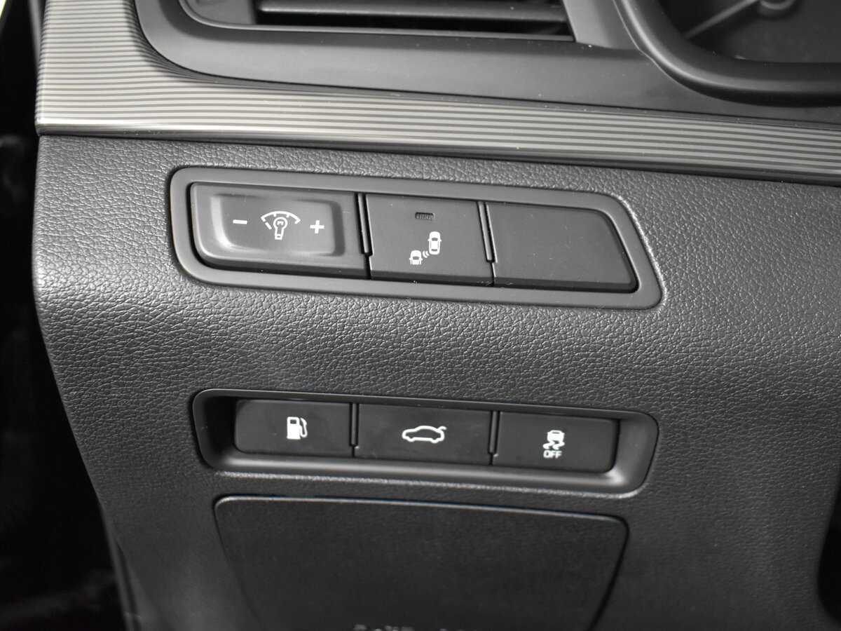 Hyundai Sonata 2018 года с пробегом. Фото: #9