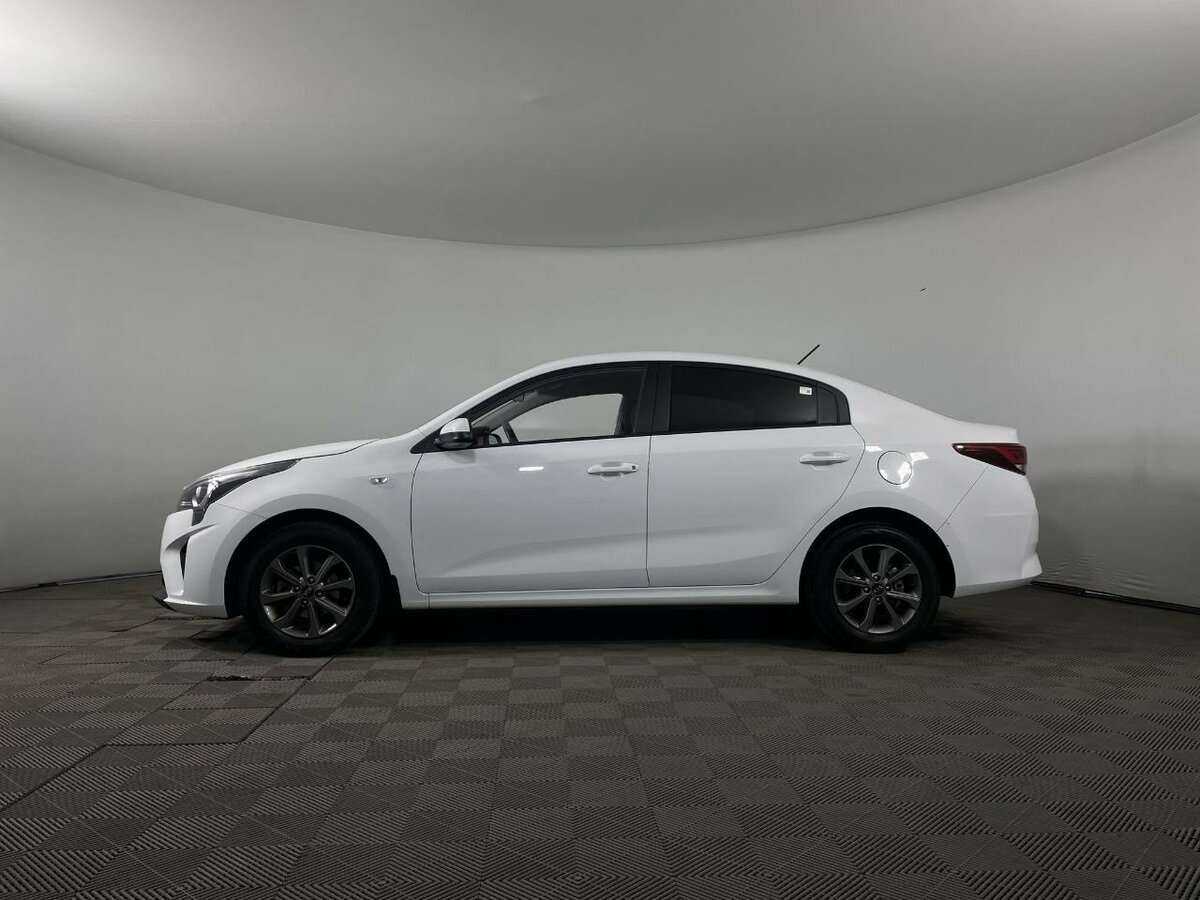 Kia Rio 2021 года с пробегом. Фото: #4