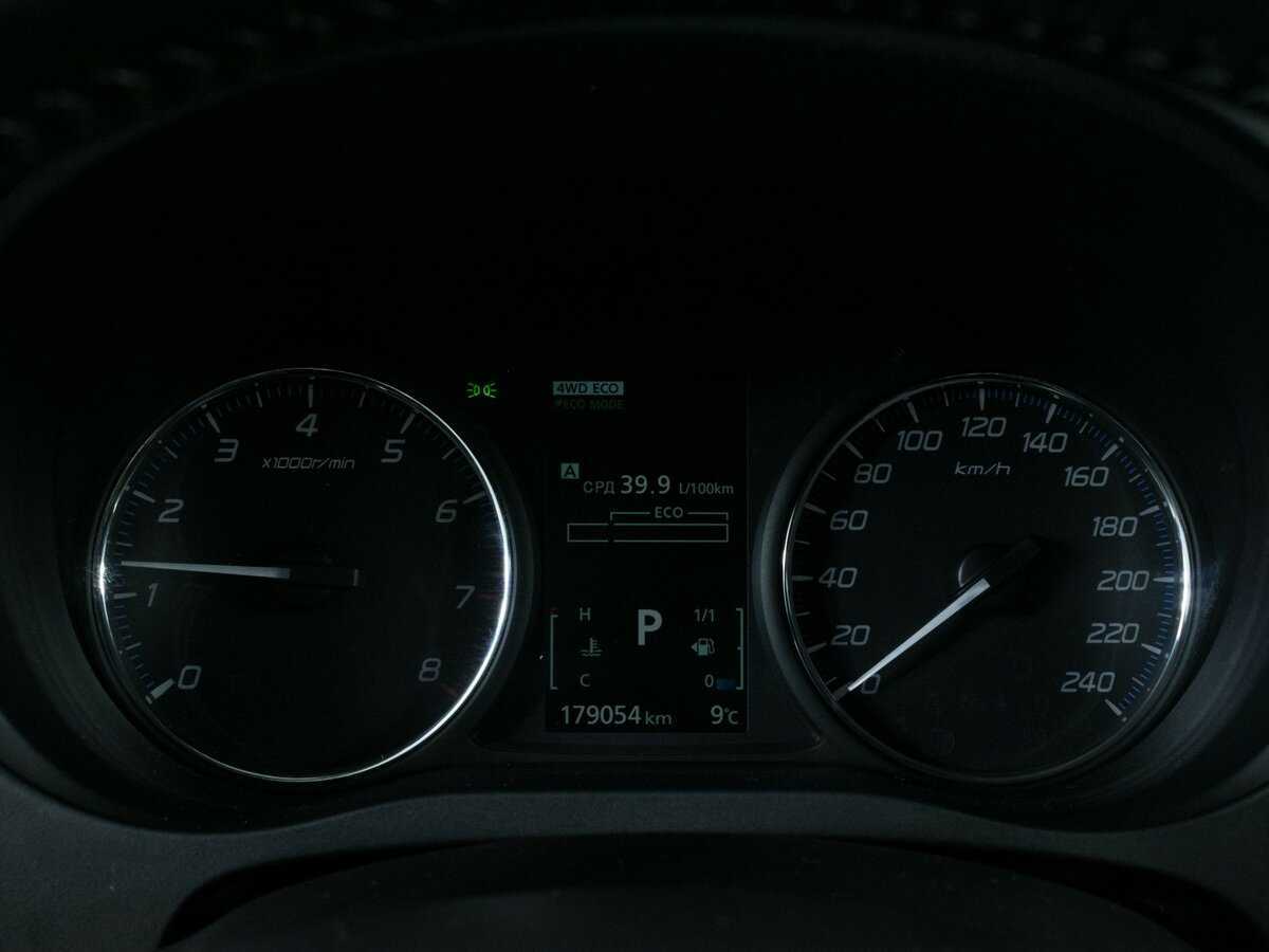 Mitsubishi Outlander 2013 года с пробегом. Фото: #11