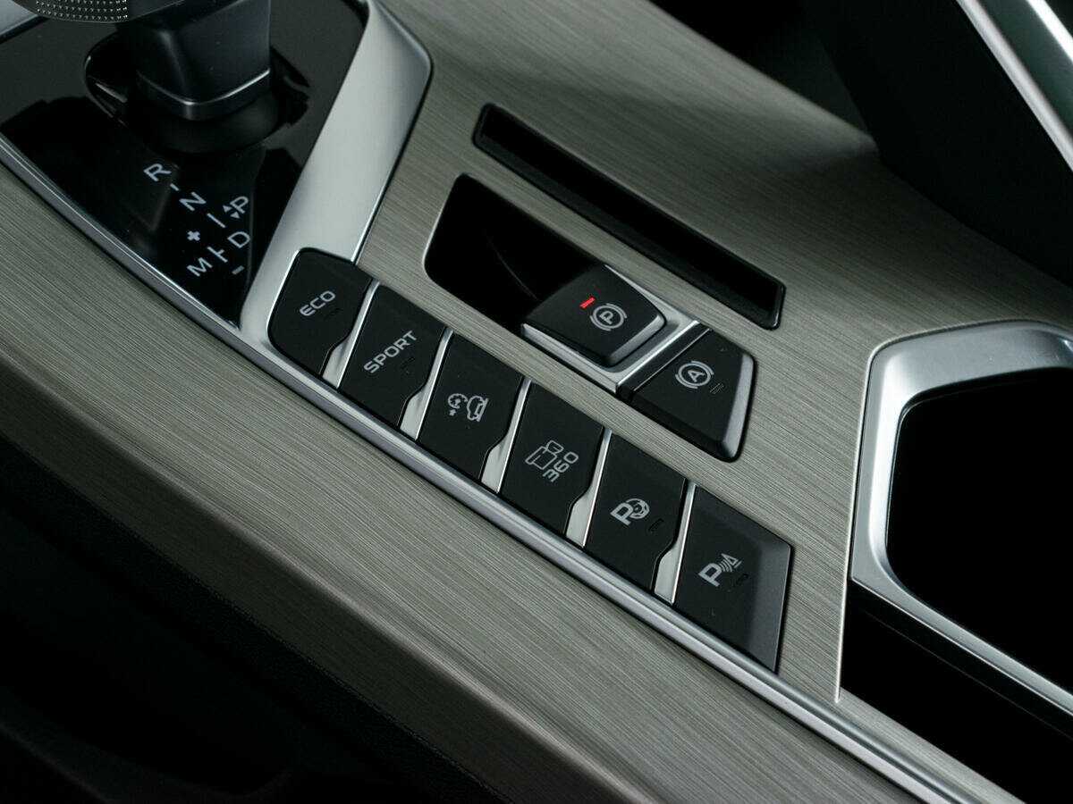 Geely Coolray 2023 года с пробегом. Фото: #18