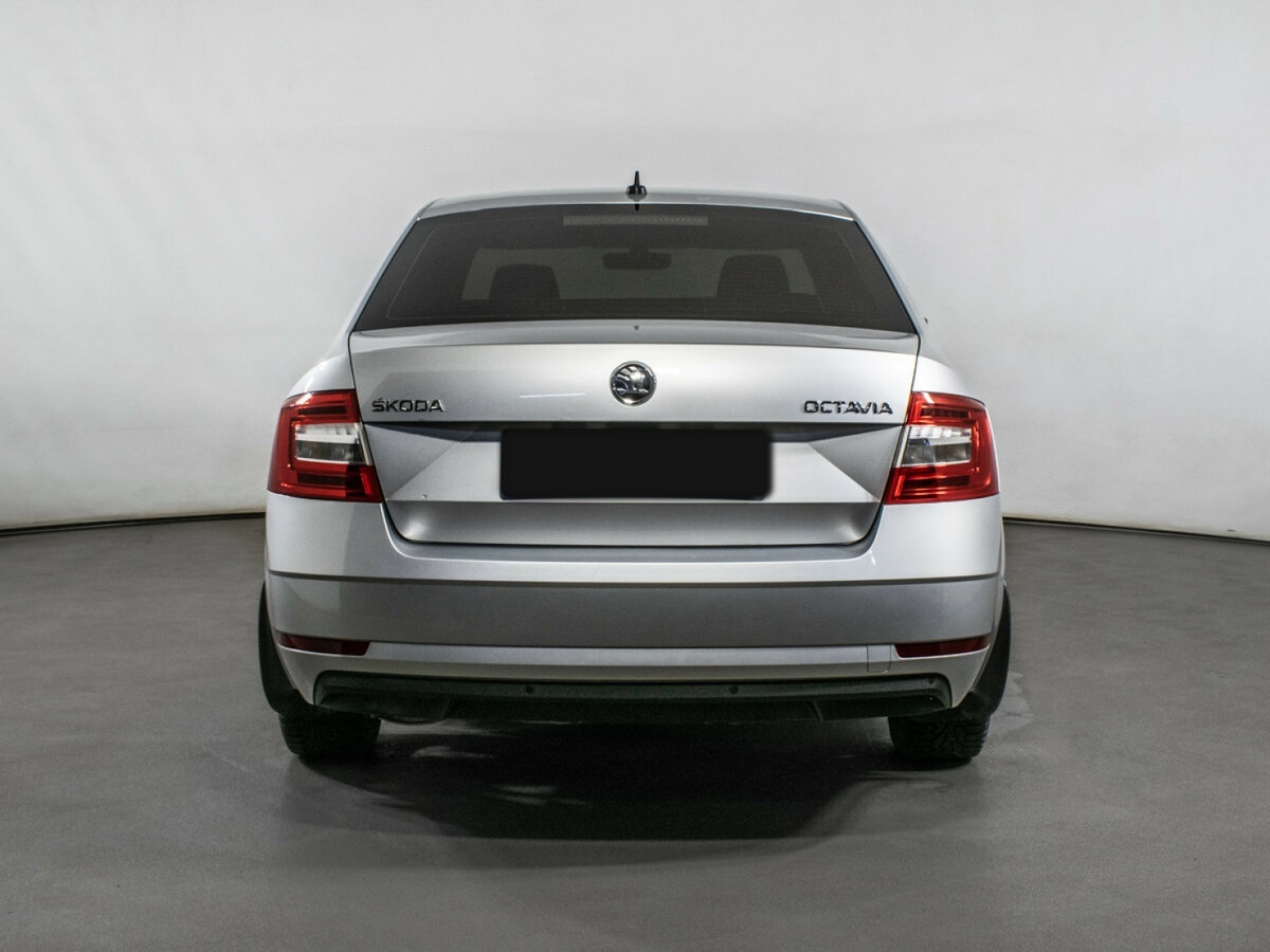 Skoda Octavia 2018 года с пробегом. Фото: #5