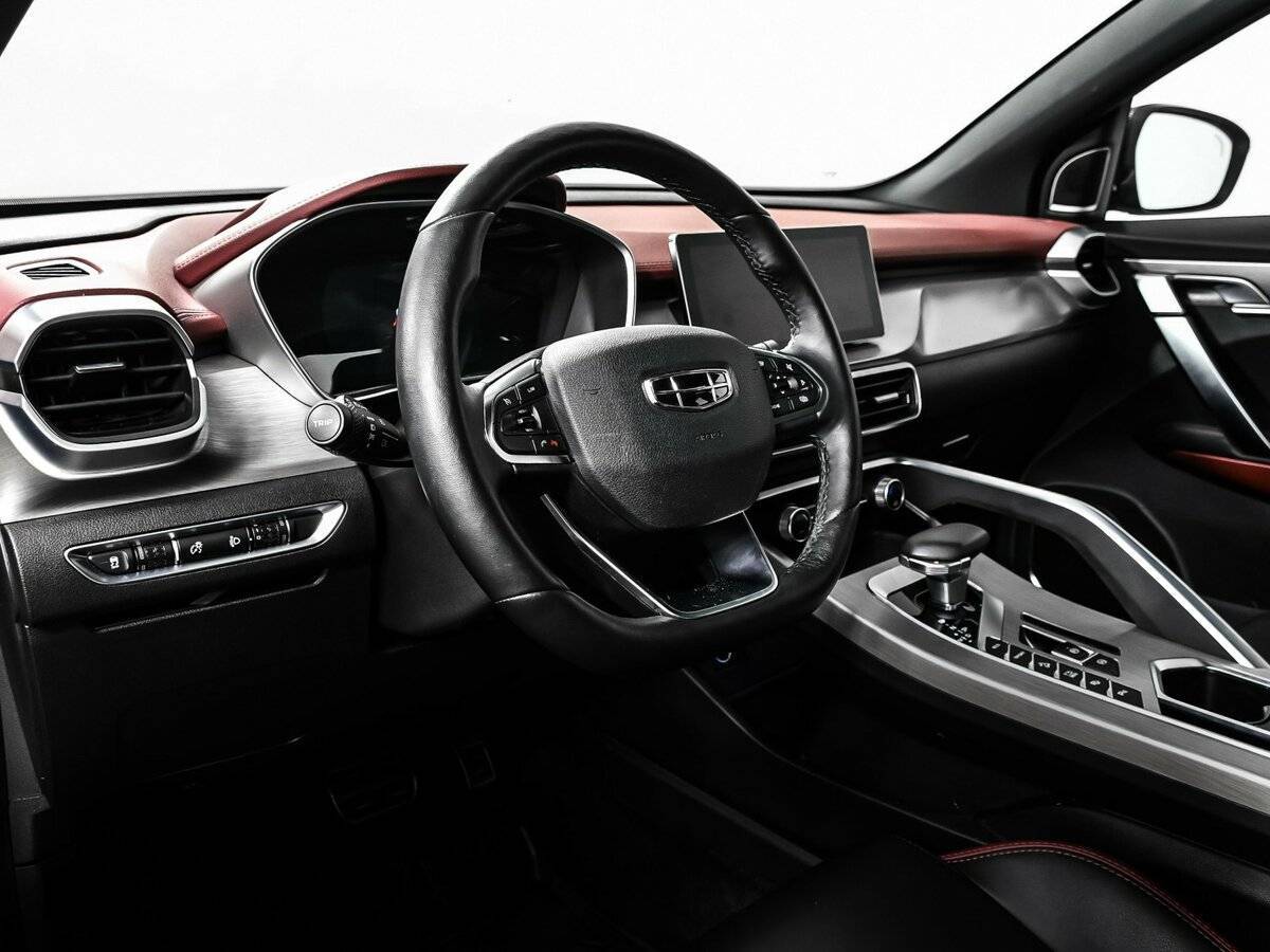 Geely Coolray 2023 года с пробегом. Фото: #12