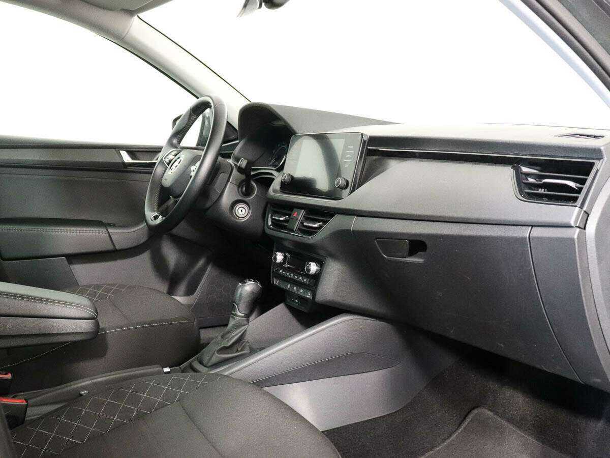 Skoda Rapid 2021 года с пробегом. Фото: #6