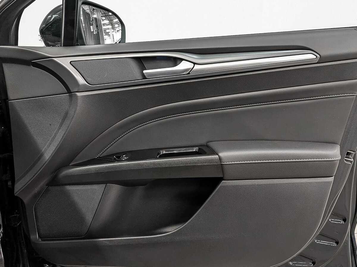 Ford Mondeo 2016 года с пробегом. Фото: #23