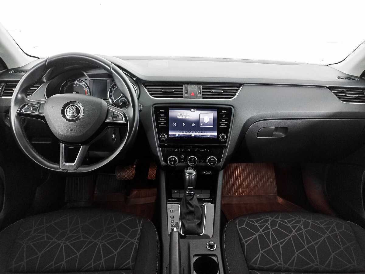 Skoda Octavia 2018 года с пробегом. Фото: #11