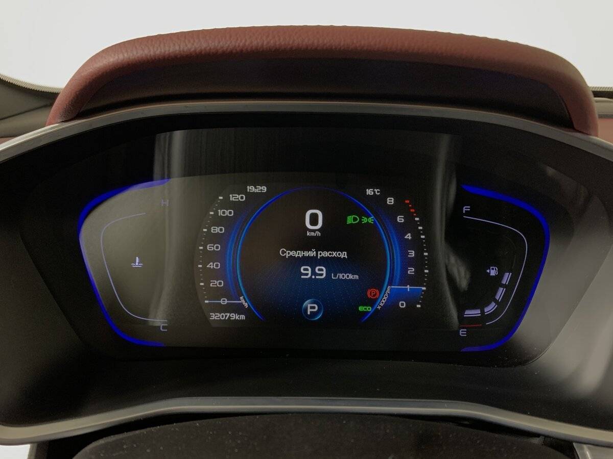 Geely Coolray 2022 года с пробегом. Фото: #13