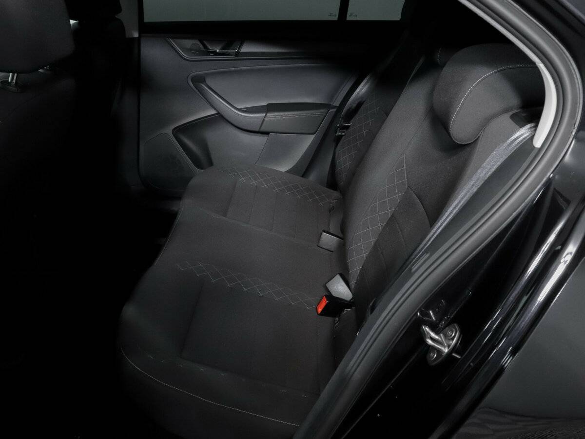 Skoda Rapid 2021 года с пробегом. Фото: #7