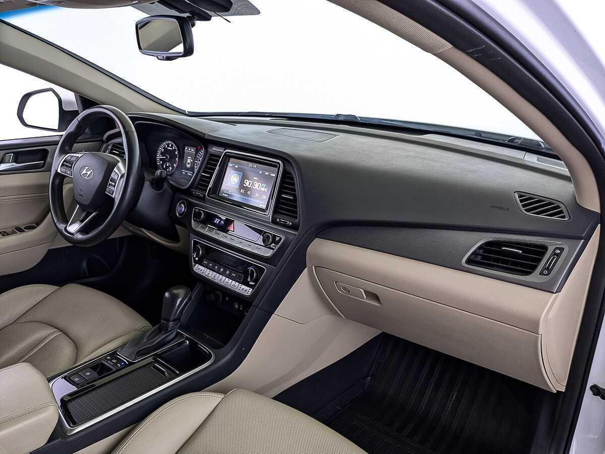 Hyundai Sonata 2019 года с пробегом. Фото: #12