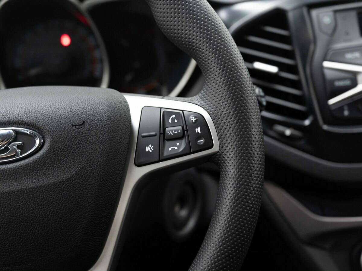 Lada (ВАЗ) Vesta 2018 года с пробегом. Фото: #17