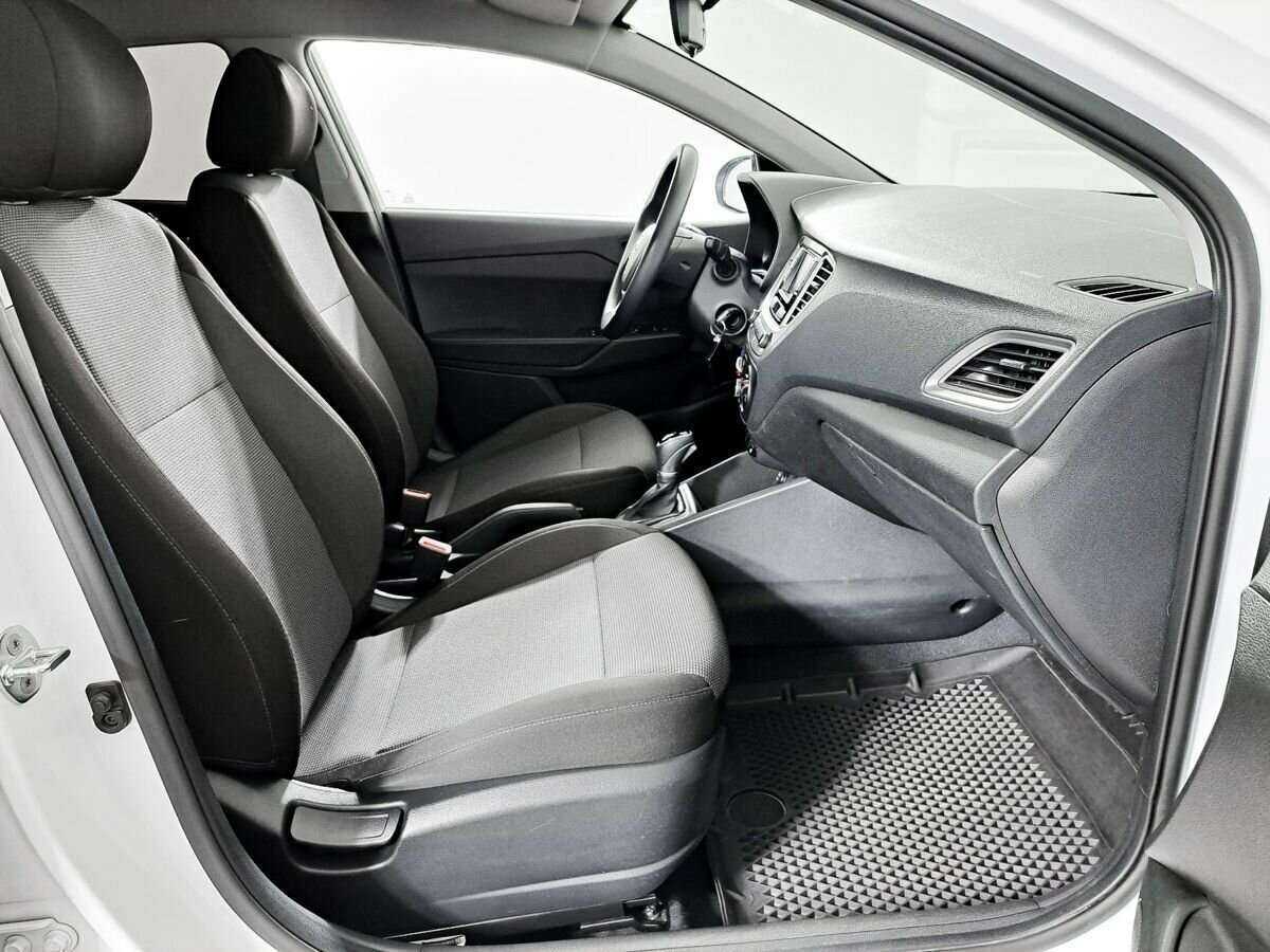 Hyundai Solaris 2021 года с пробегом. Фото: #10