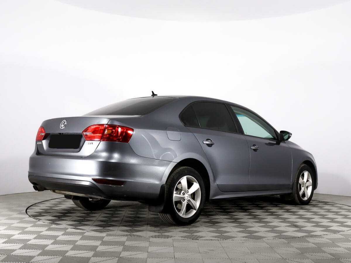 Volkswagen Jetta 2012 года с пробегом. Фото: #4