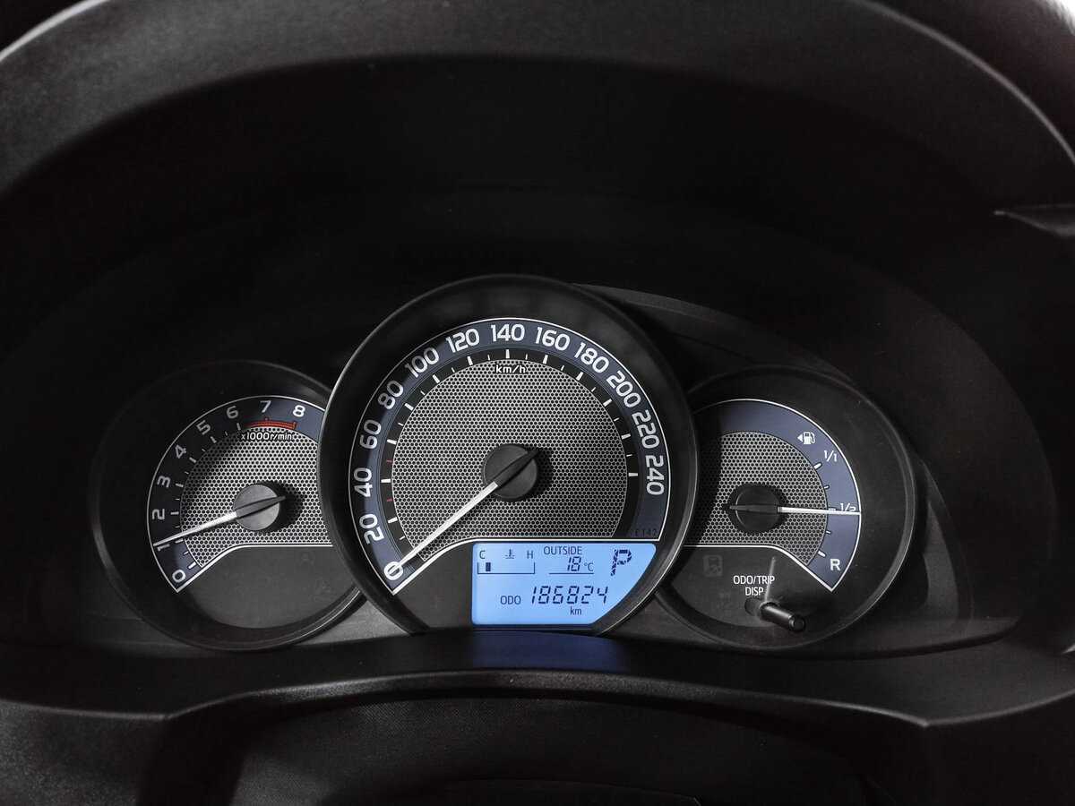 Toyota Corolla 2013 года с пробегом. Фото: #11