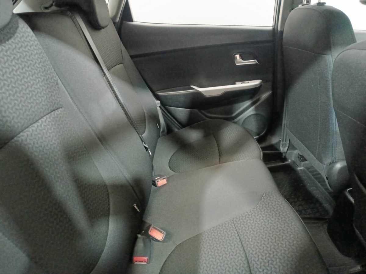 Kia Rio 2015 года с пробегом. Фото: #10