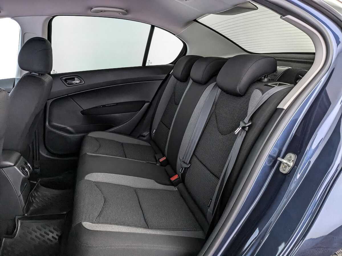 Peugeot 408 2020 года с пробегом. Фото: #13