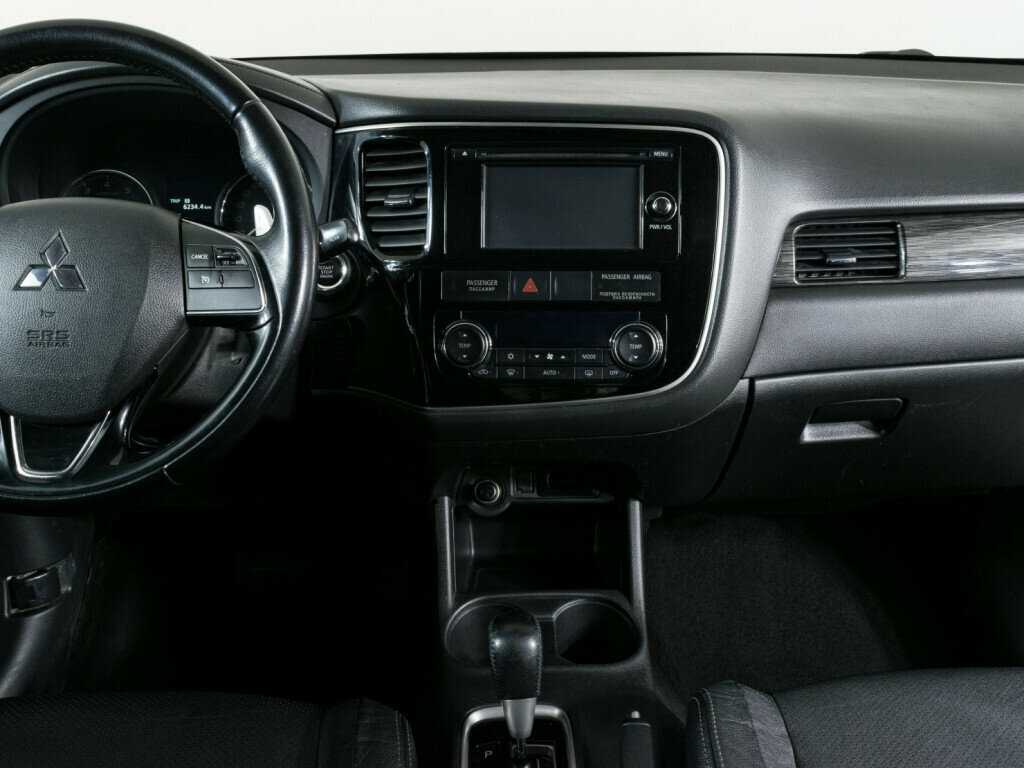 Mitsubishi Outlander 2015 года с пробегом. Фото: #8