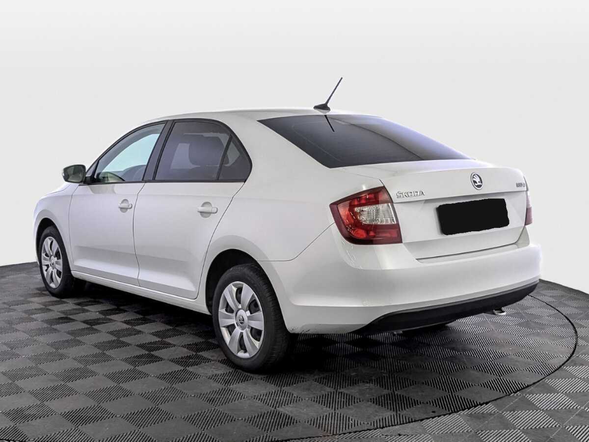 Skoda Rapid 2018 года с пробегом. Фото: #6