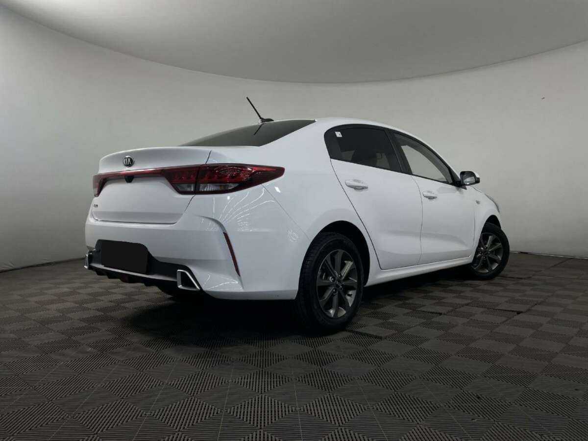 Kia Rio 2021 года с пробегом. Фото: #5